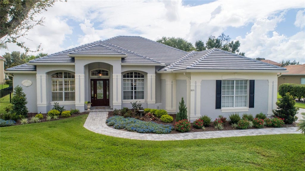 Photo of 2031 Capri Lane, Mount Dora, FL 32757 (MLS # G5118275)