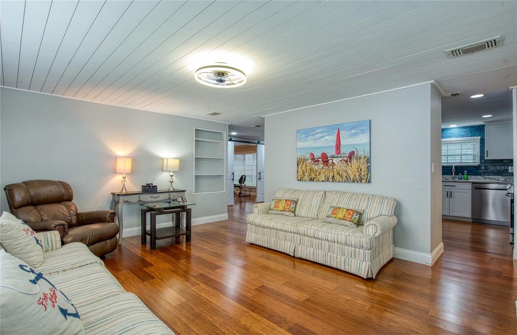 Photo of 407 Dolphin Drive S, Oldsmar, FL 34677 (MLS # TB8530978)
