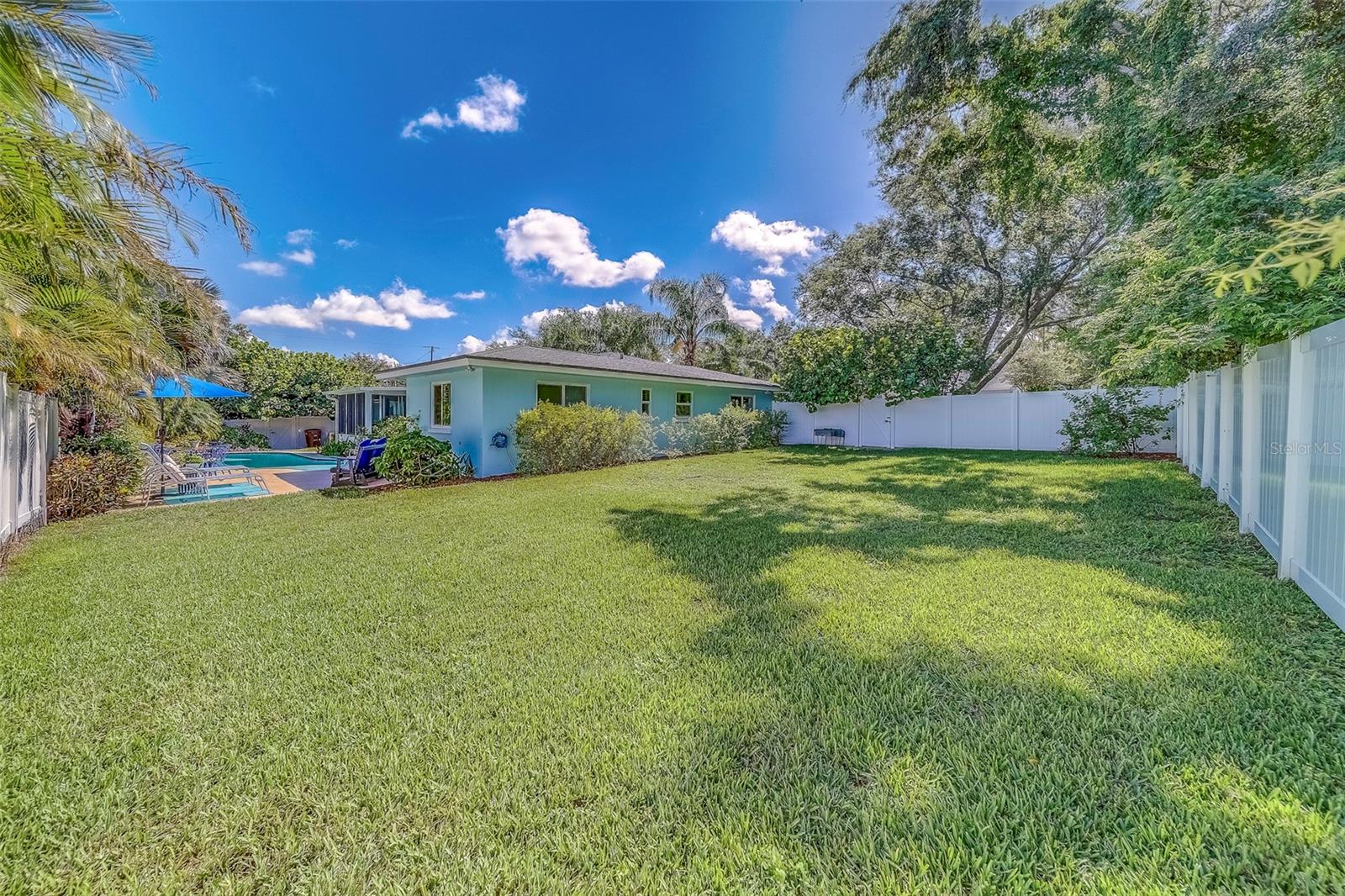 ACREAGE - Residential Lease