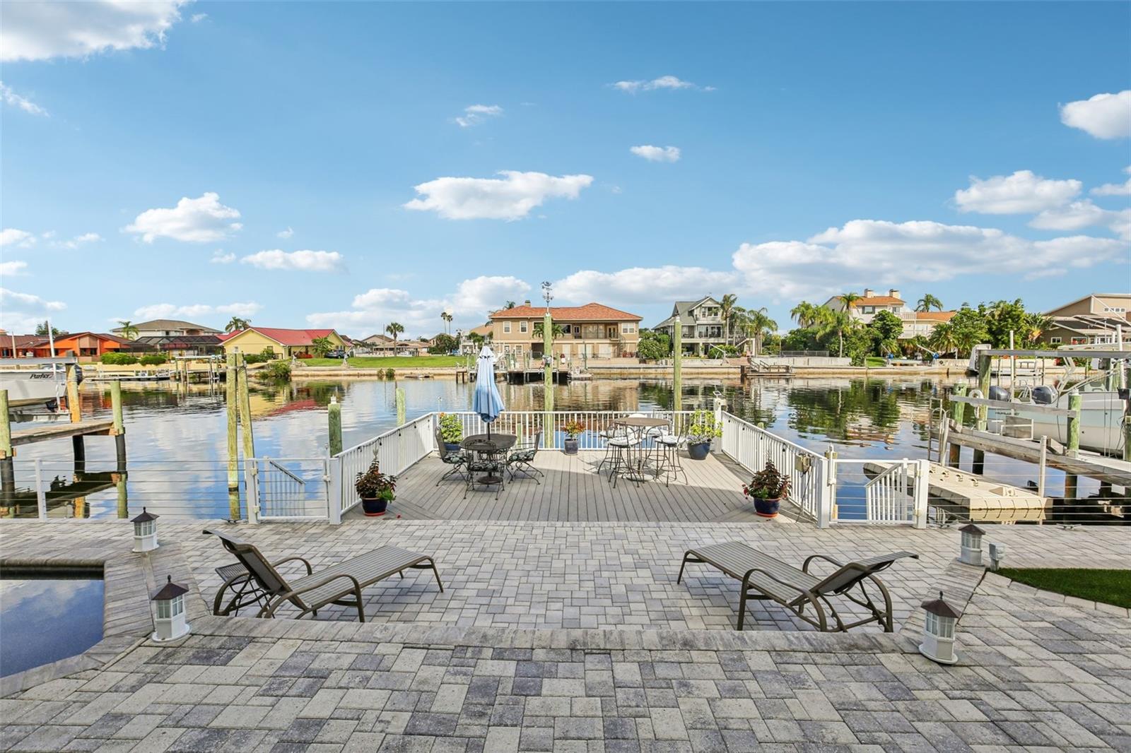 FLOR A MAR SEC 13G - Residential