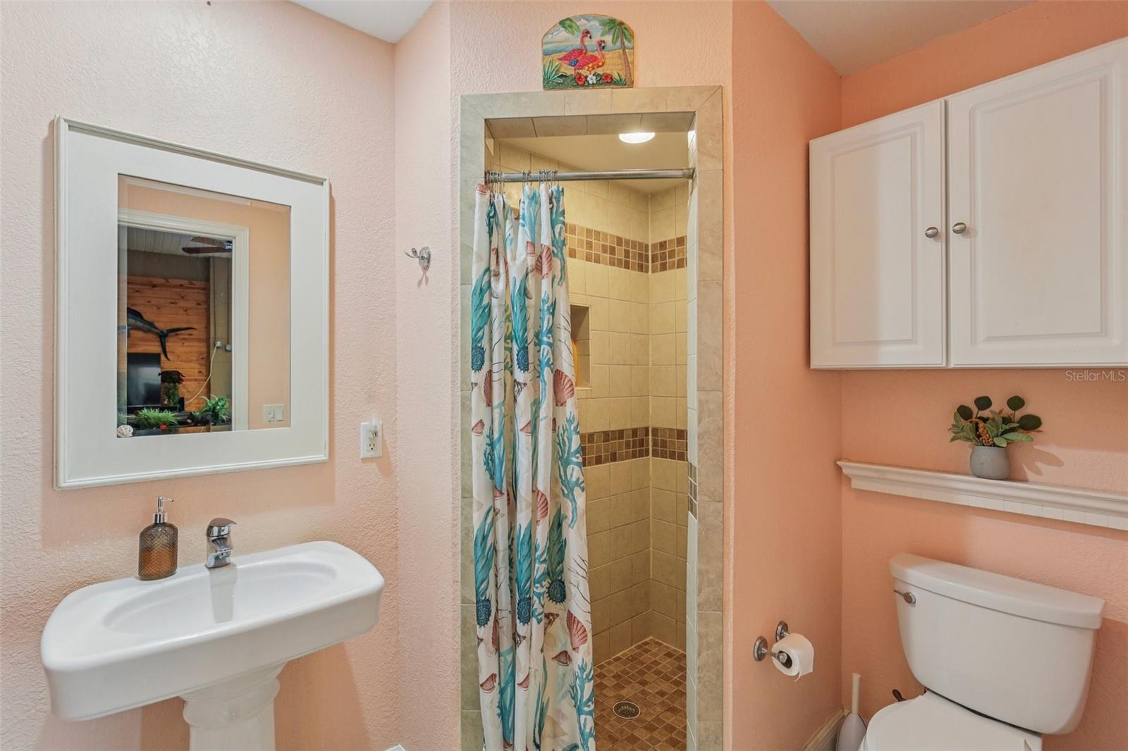 FLOR A MAR SEC 13G - Residential