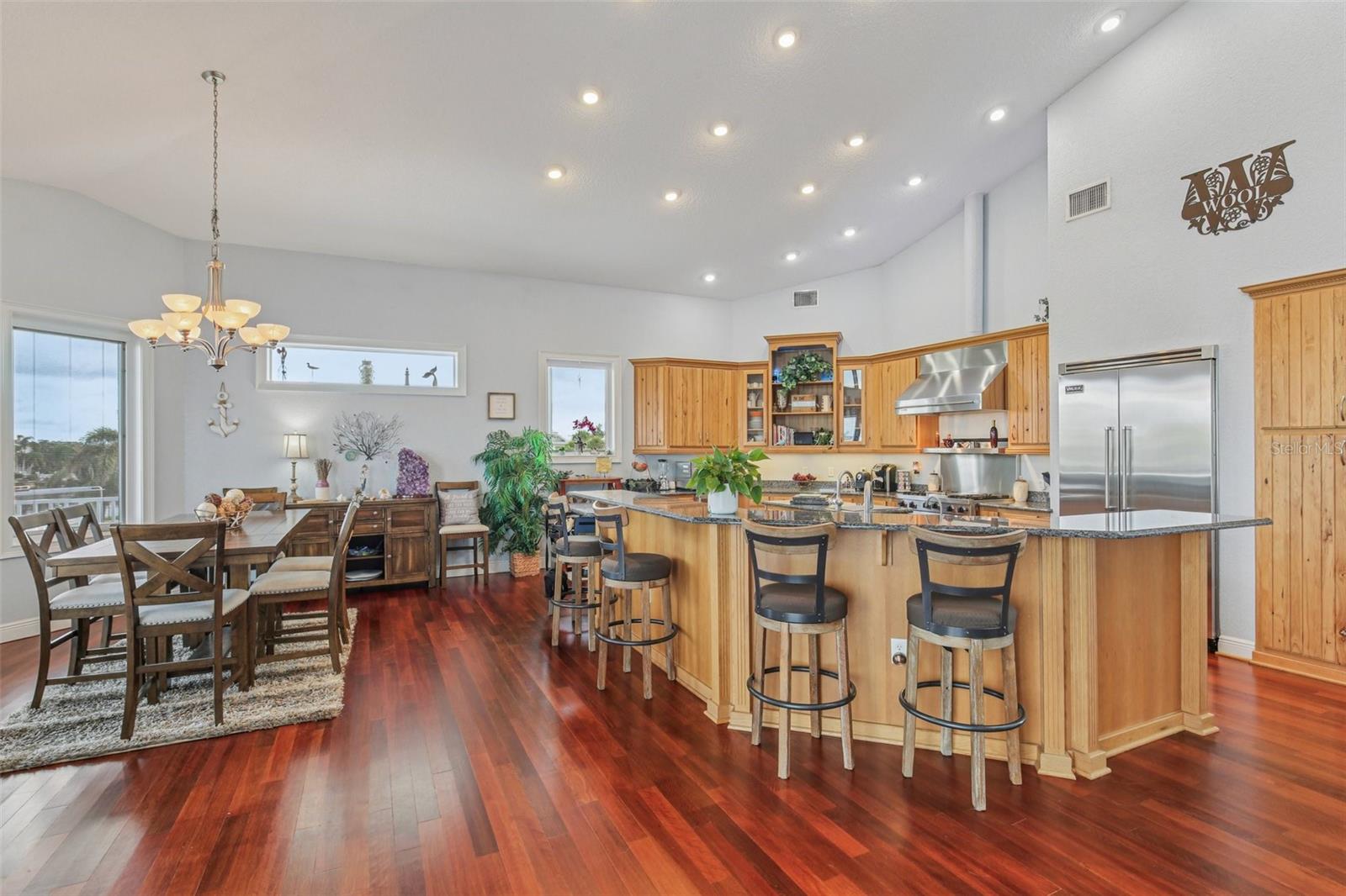 FLOR A MAR SEC 13G - Residential