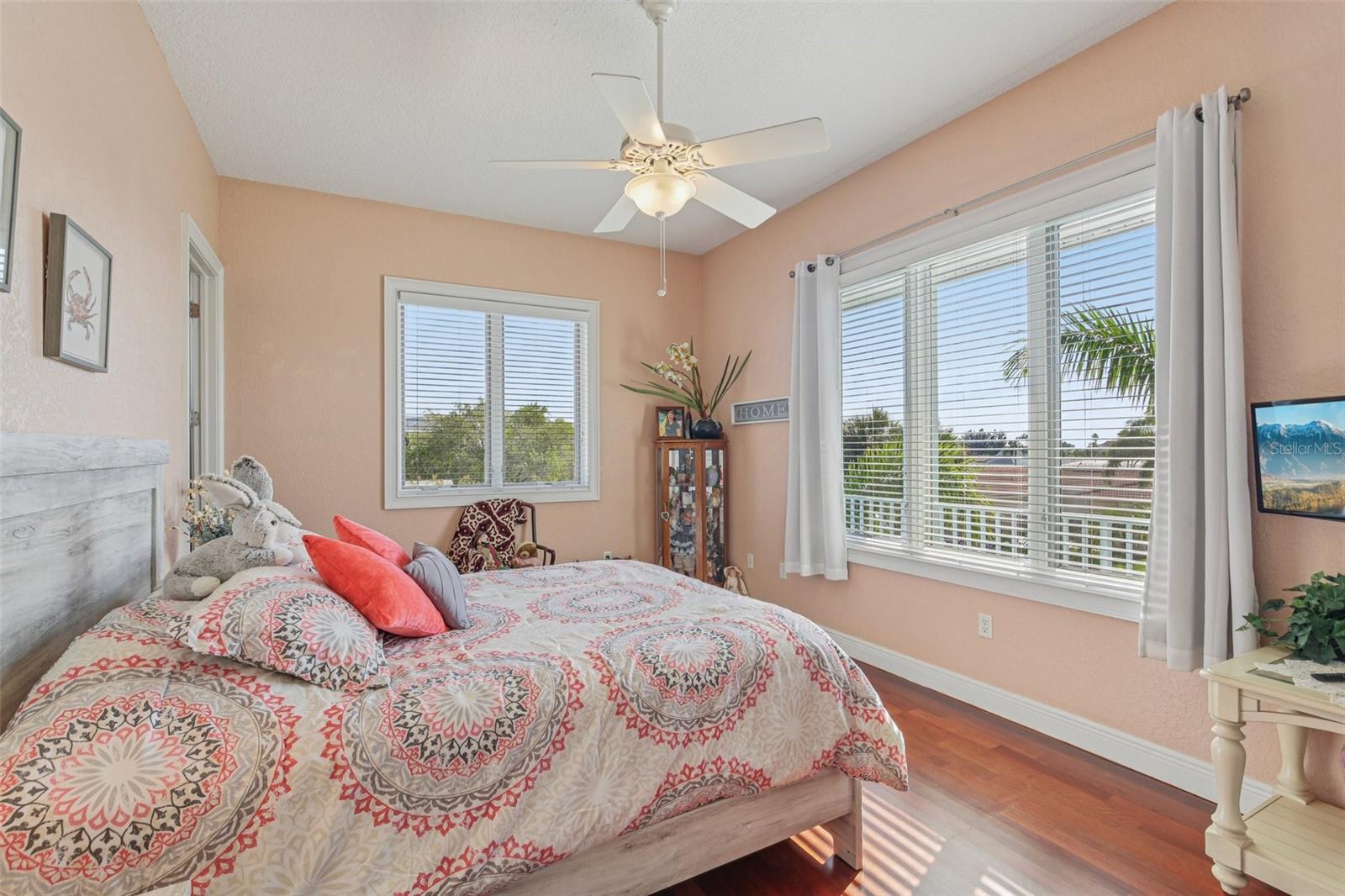 FLOR A MAR SEC 13G - Residential