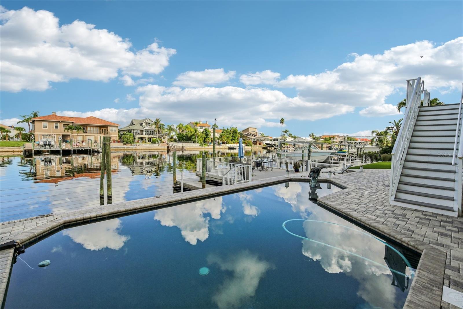 FLOR A MAR SEC 13G - Residential