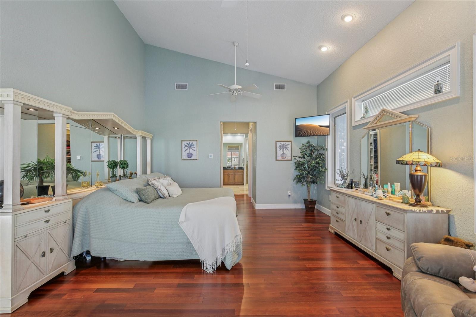 FLOR A MAR SEC 13G - Residential