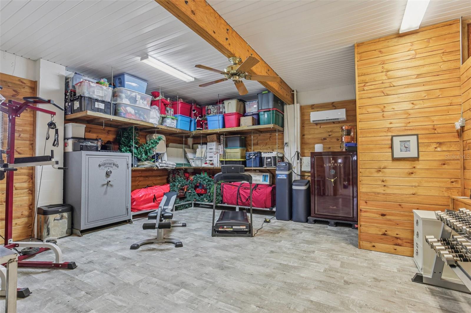 FLOR A MAR SEC 13G - Residential