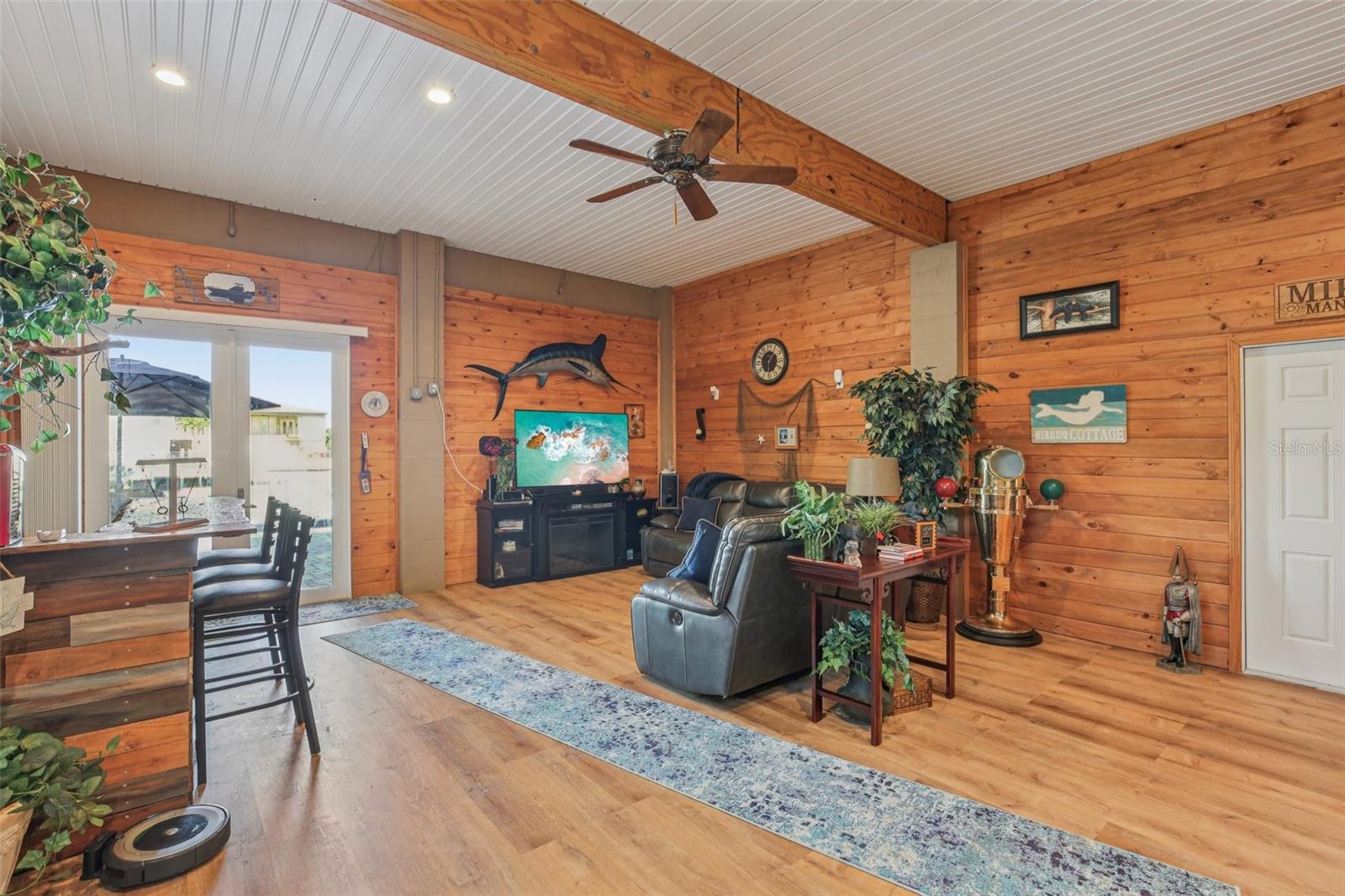 FLOR A MAR SEC 13G - Residential