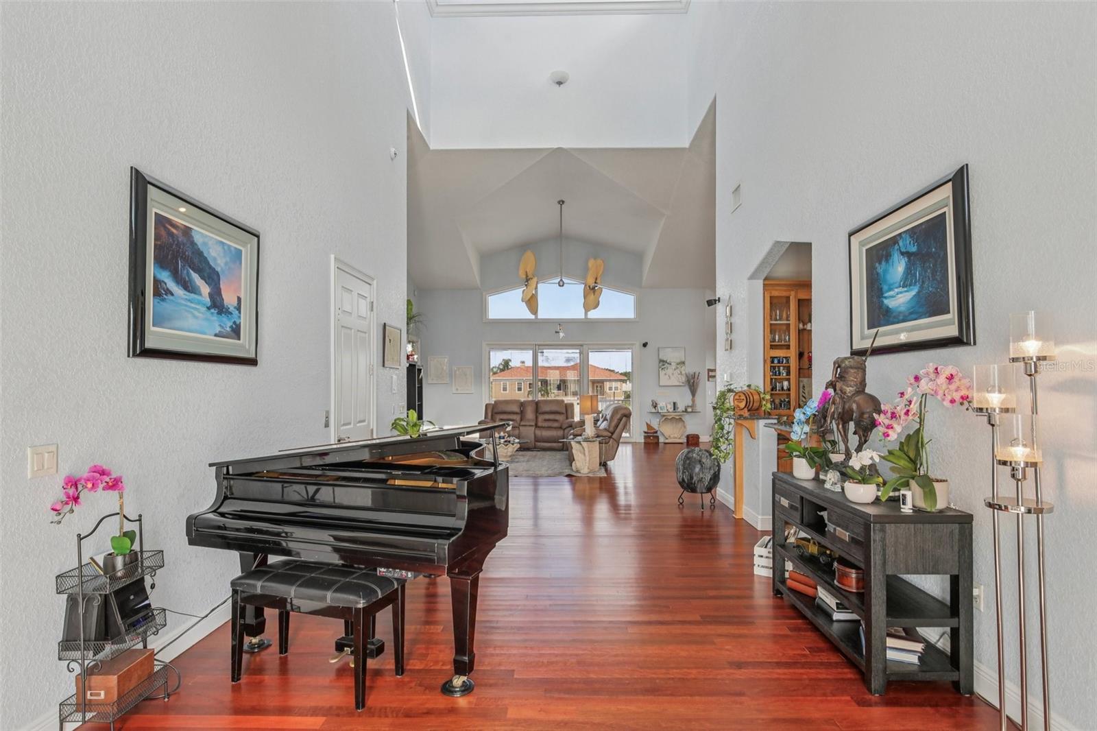 FLOR A MAR SEC 13G - Residential