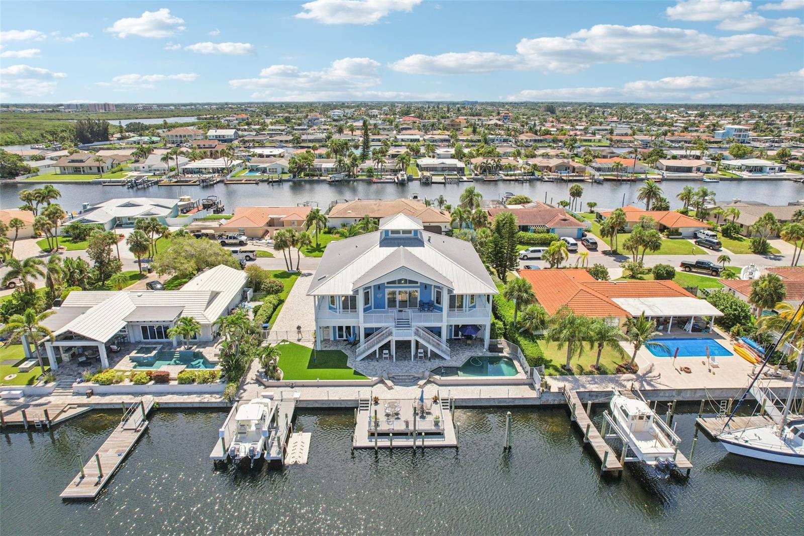 FLOR A MAR SEC 13G - Residential