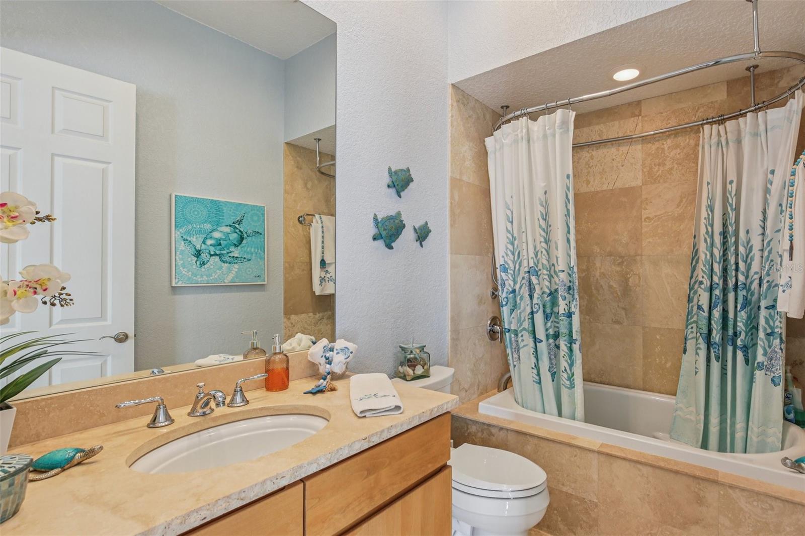 FLOR A MAR SEC 13G - Residential