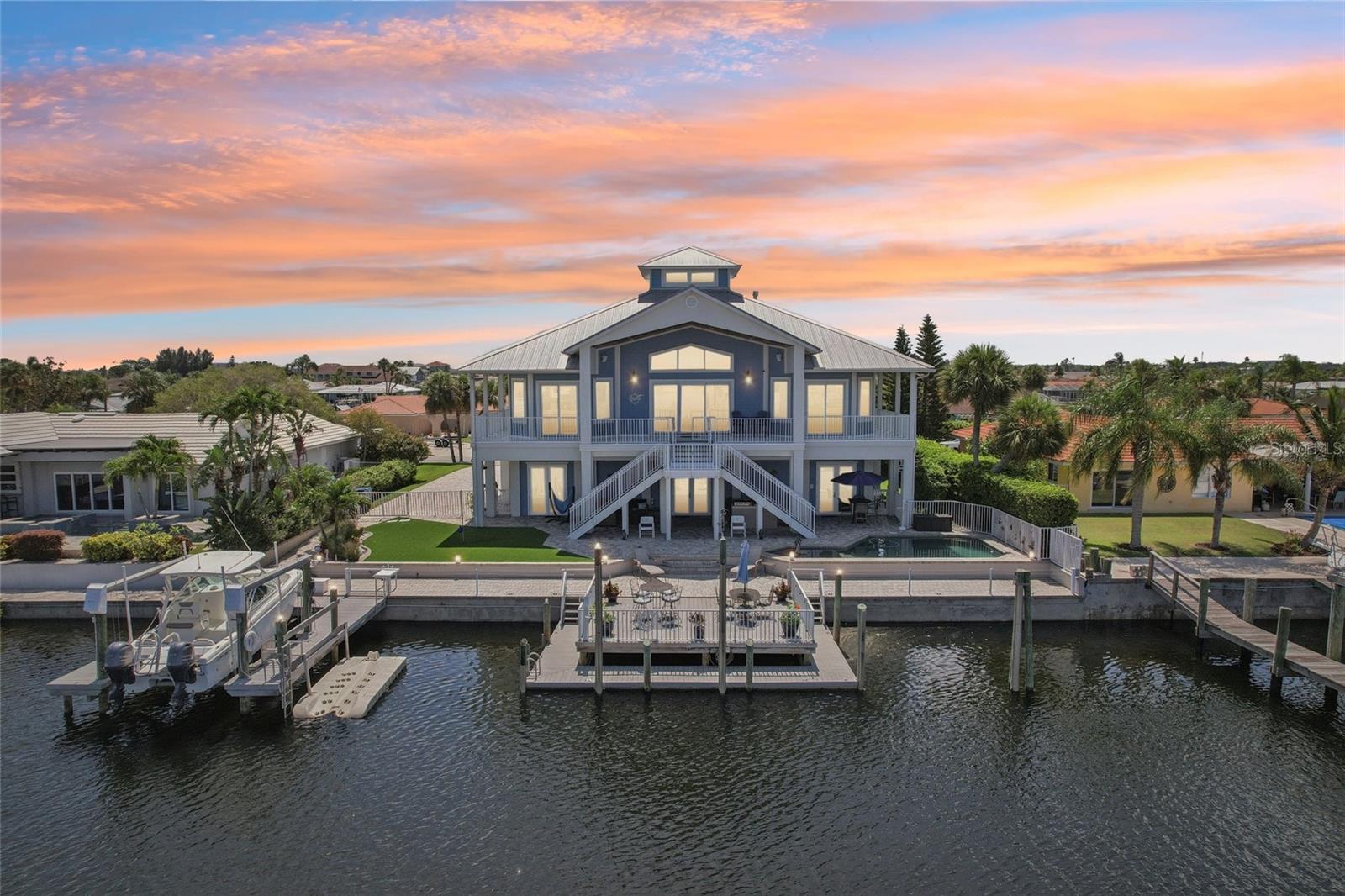 5521 WINDWARD WAY