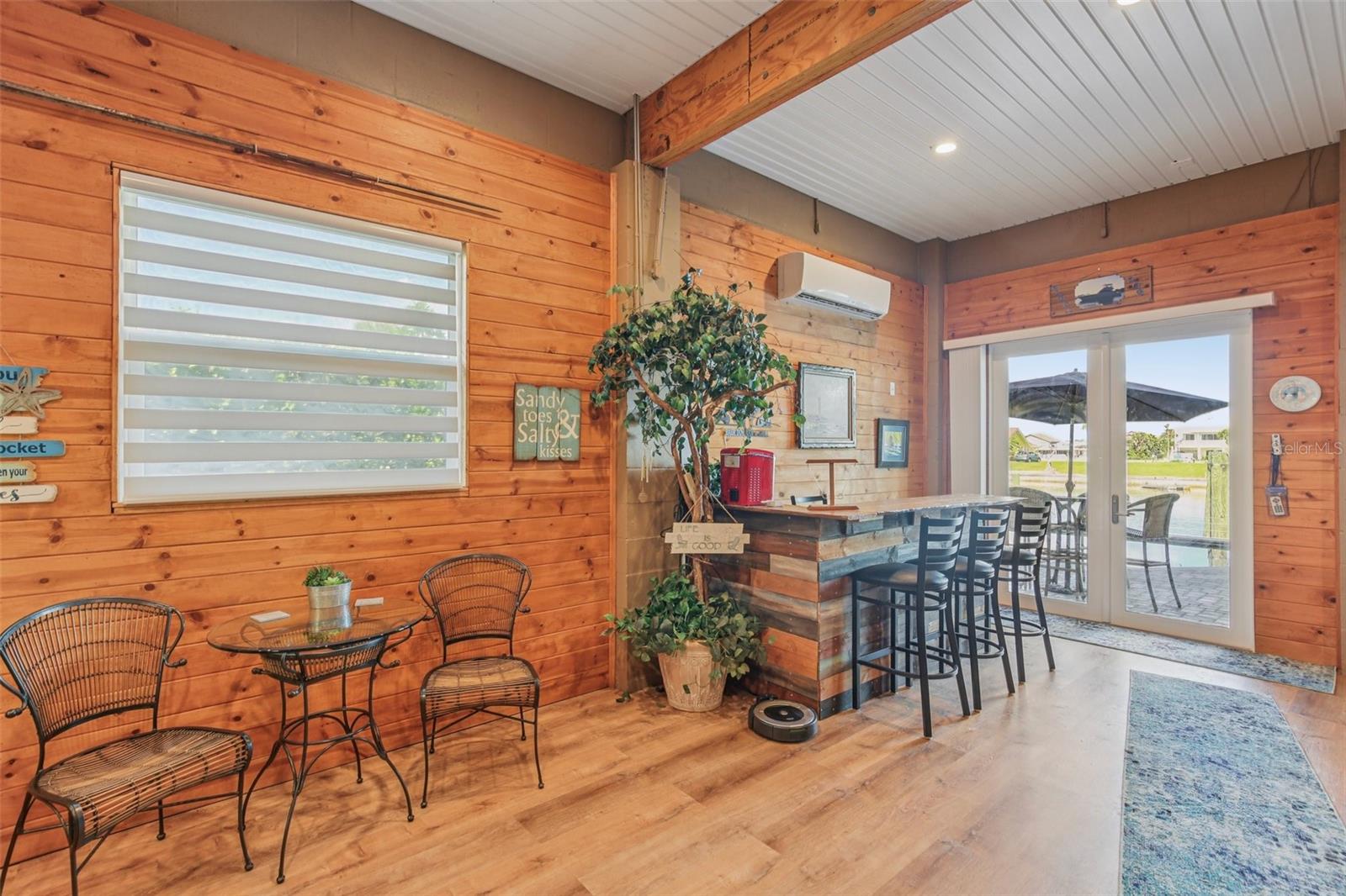 FLOR A MAR SEC 13G - Residential