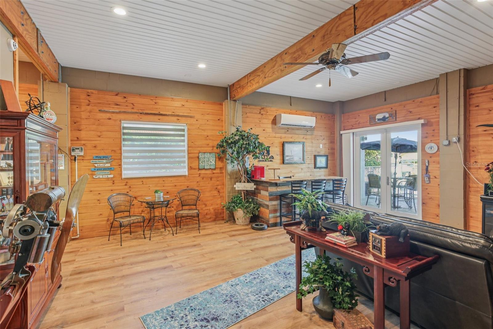 FLOR A MAR SEC 13G - Residential