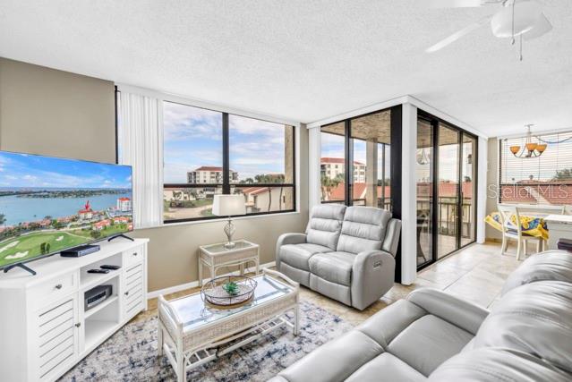 CASA DEL MAR CONDO V - Residential