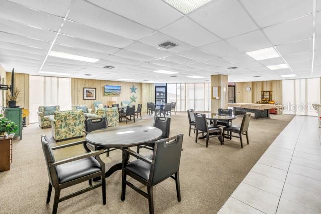 CASA DEL MAR CONDO V - Residential