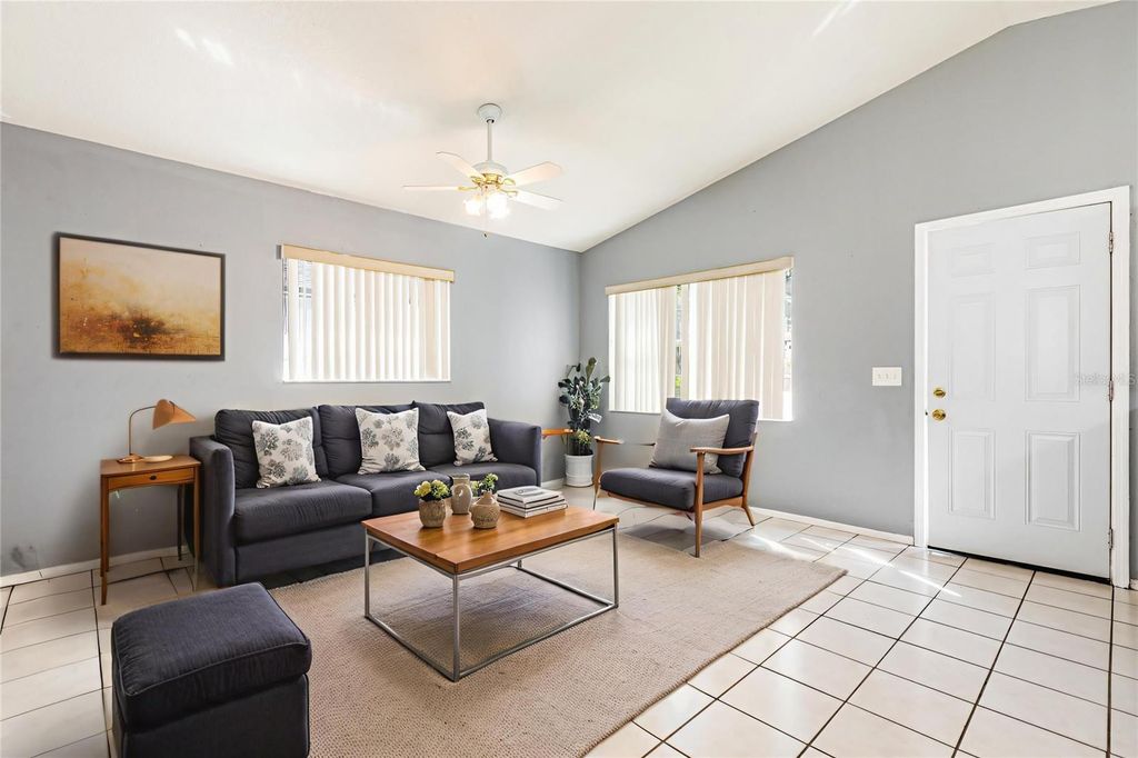 Photo of 1107 3rd Street E, Bradenton, FL 34208 (MLS # TB8438540)
