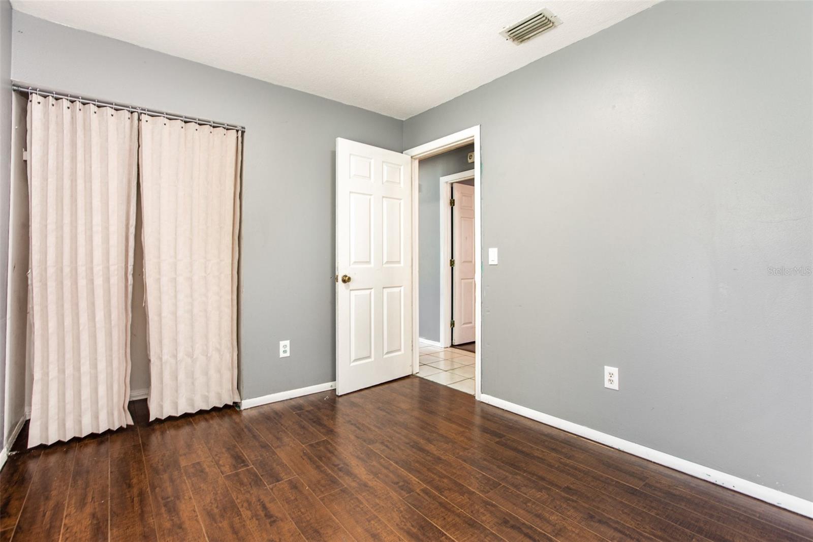 VALENCIA GARDENS PH I - Residential