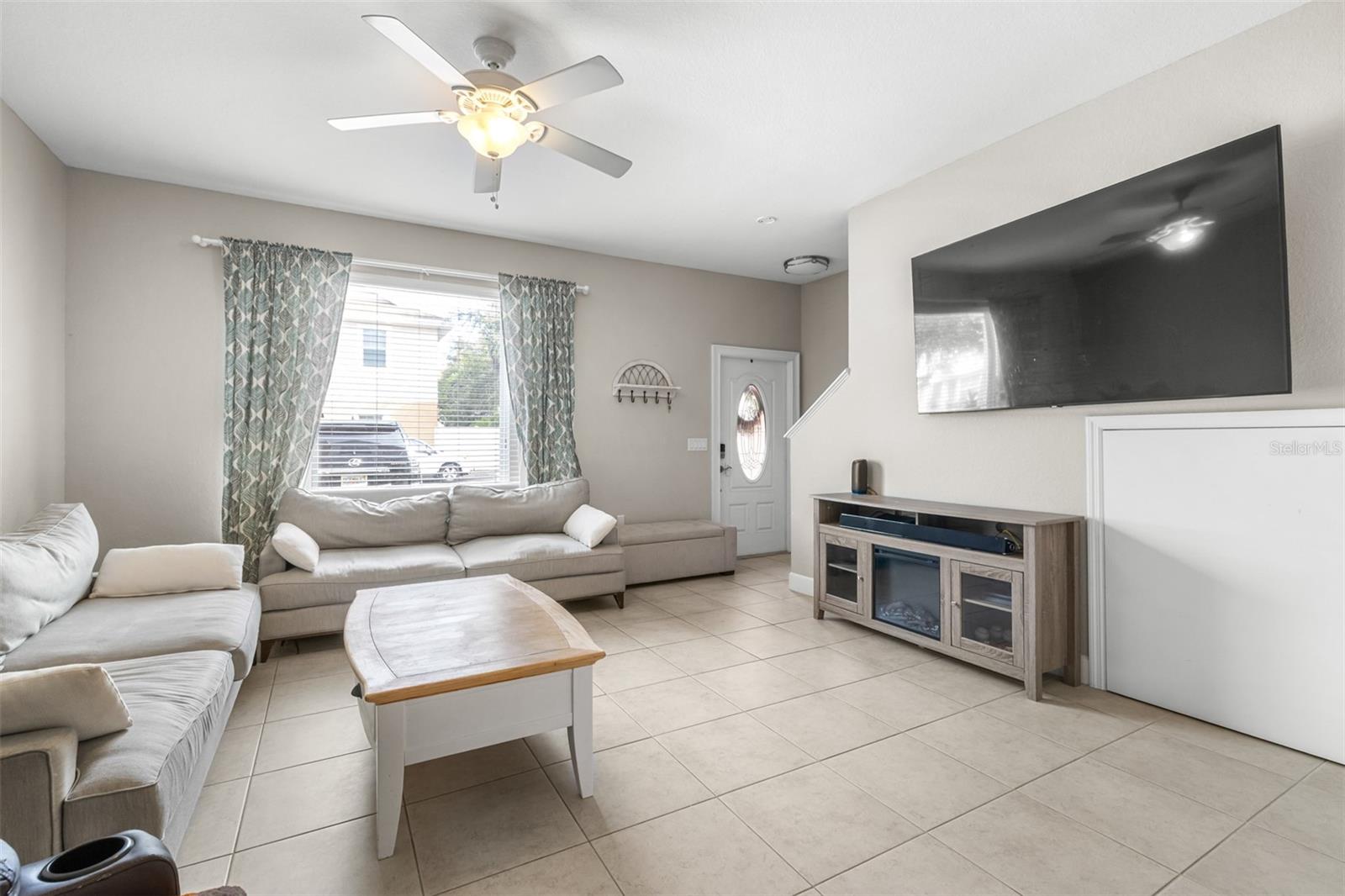 213 ALEXANDER WOODS DRIVE