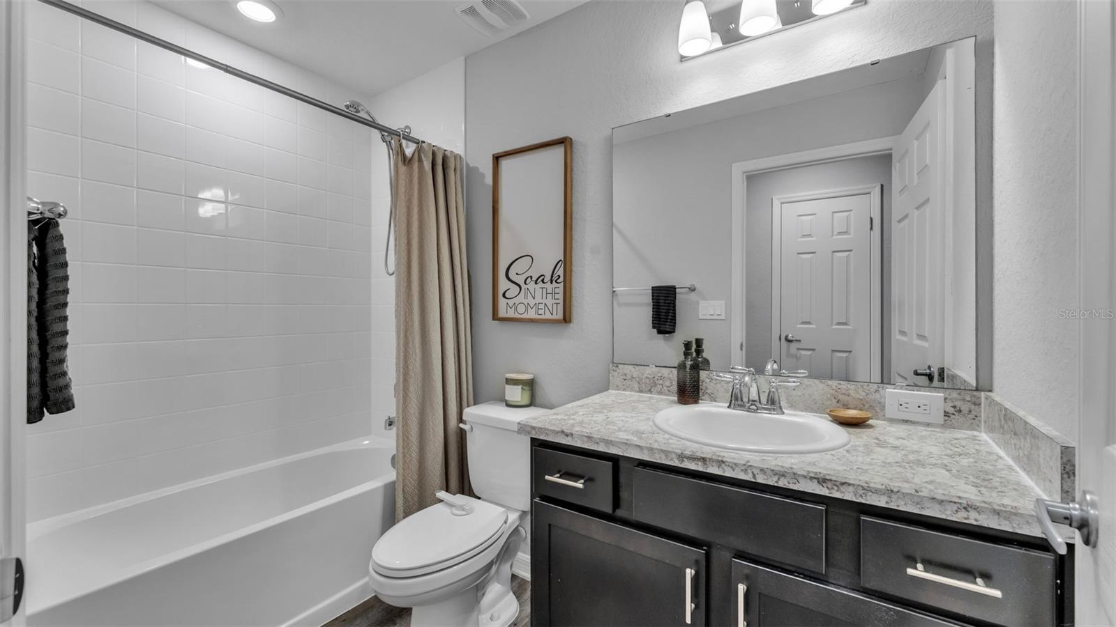 TOWNE PARK ESTATES - Residential