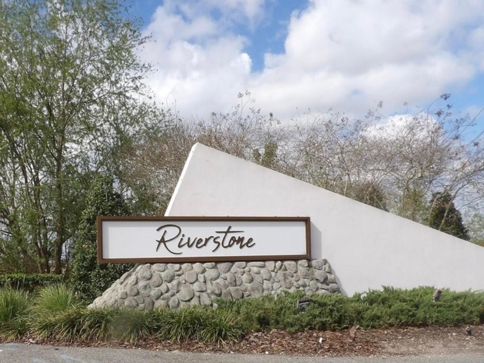 TOWNE PARK ESTATES - Residential