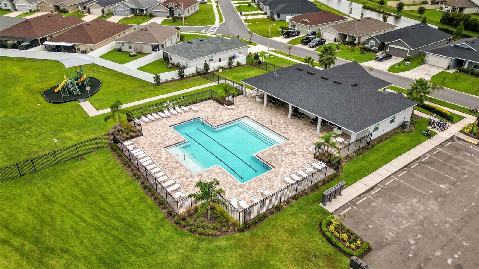 TOWNE PARK ESTATES - Residential