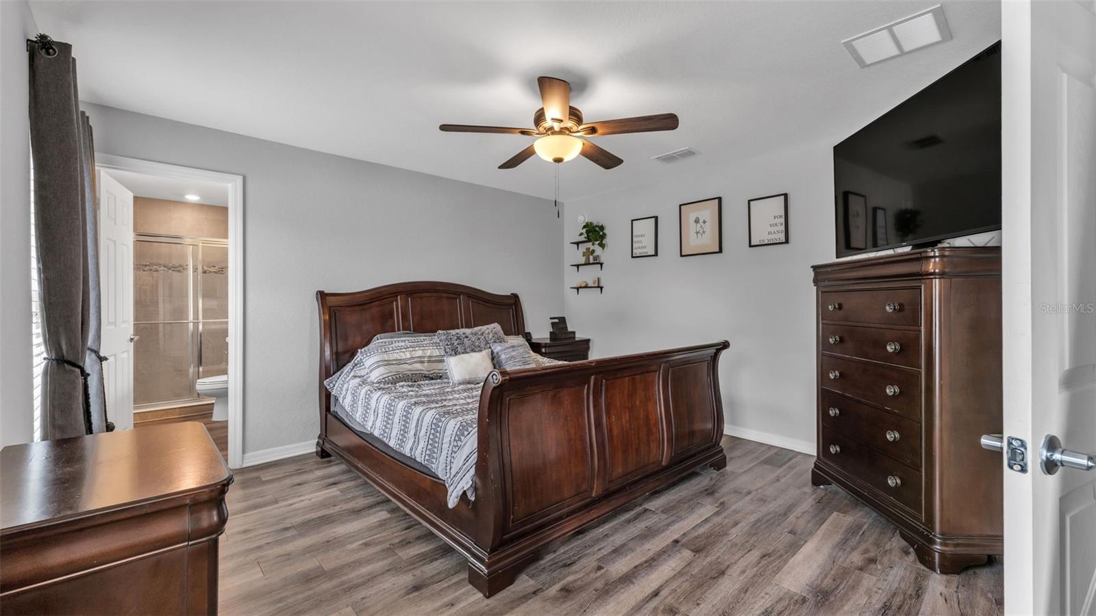 TOWNE PARK ESTATES - Residential