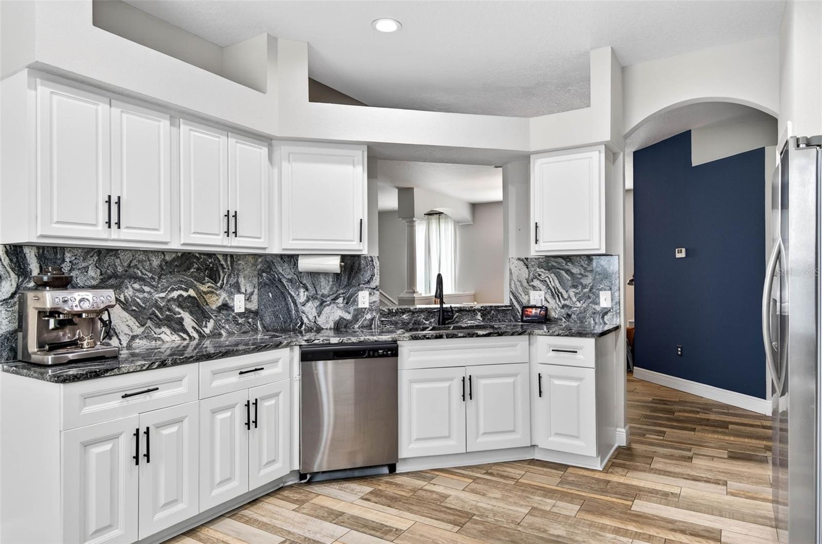 10024 COLDWATER LOOP