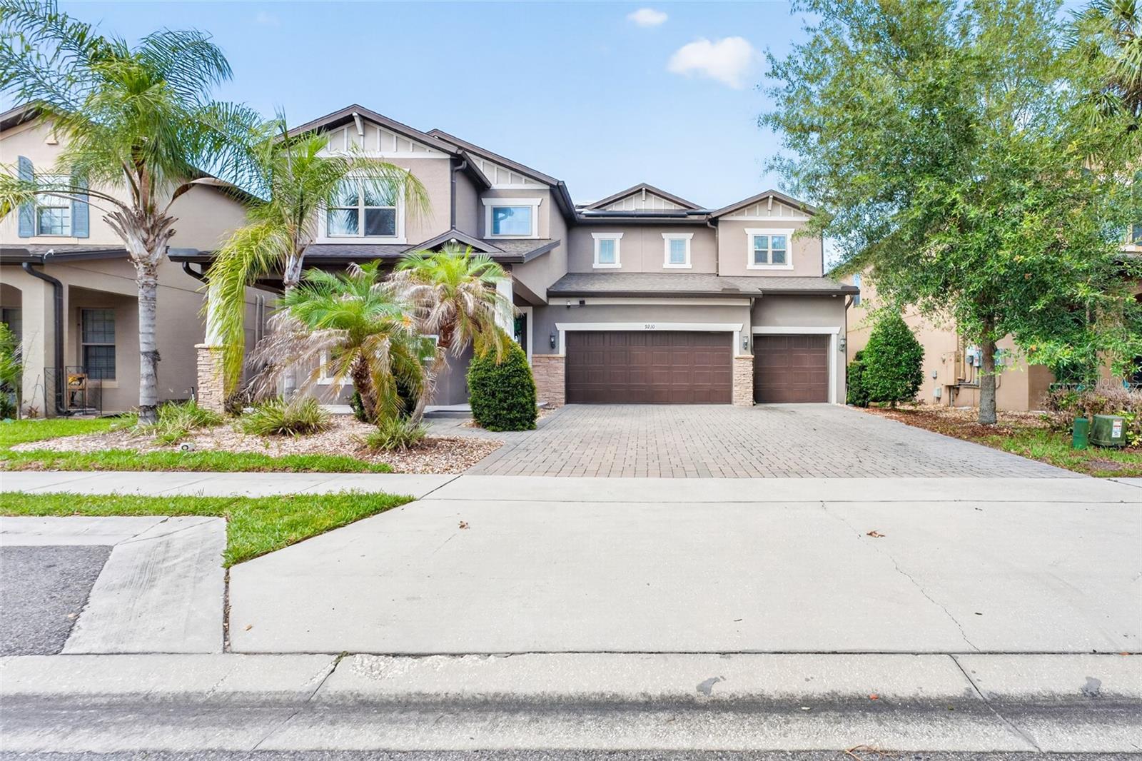9210 ROYAL ESTATES BOULEVARD