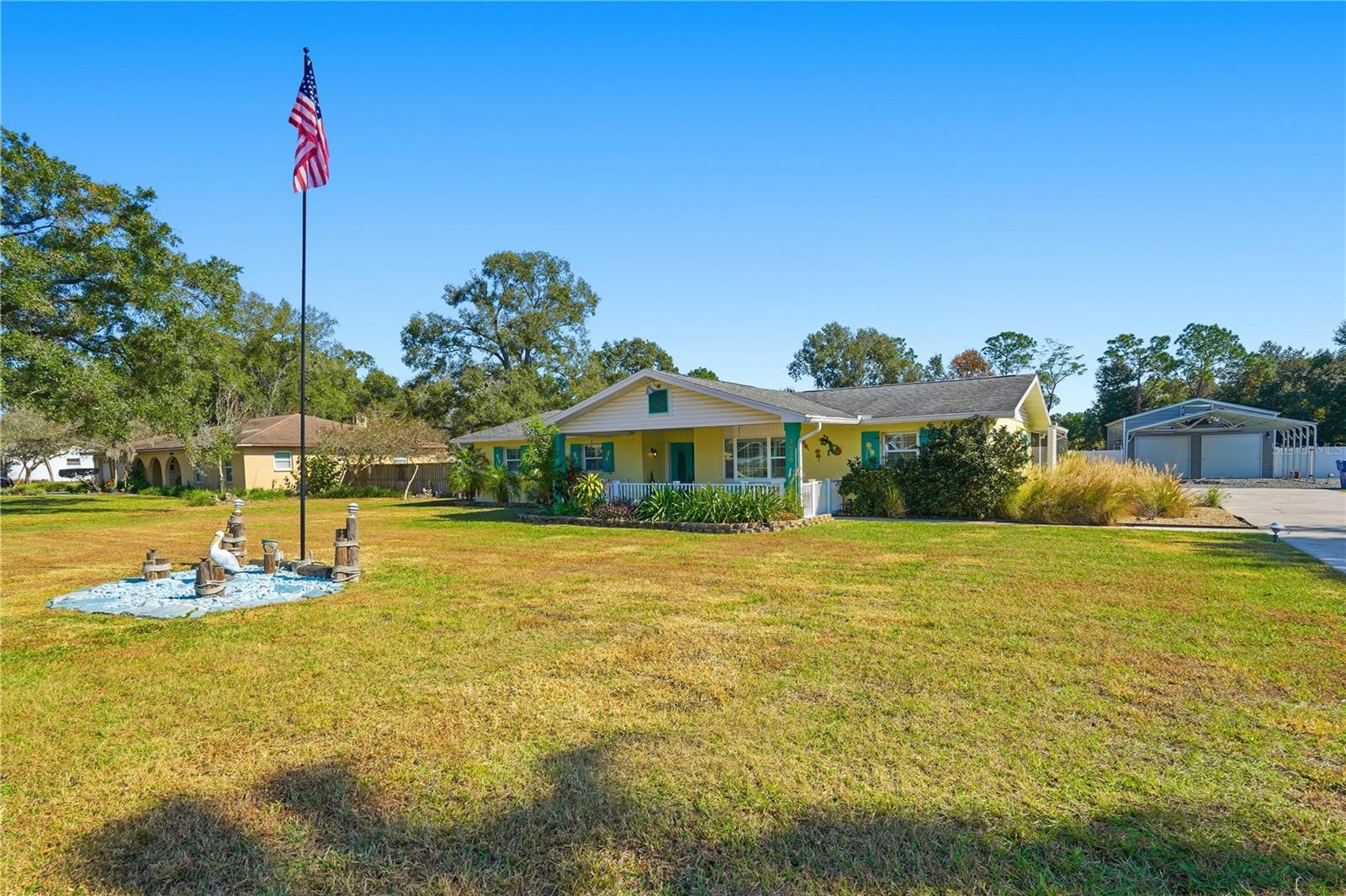 FLORIDA RANCH ACRES - Residential