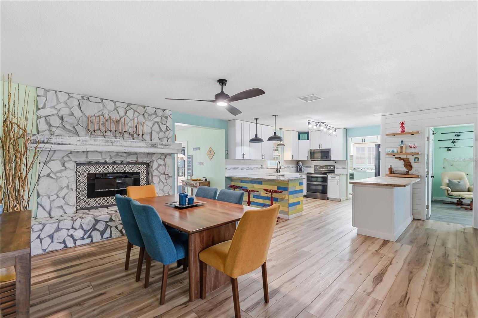 FLORIDA RANCH ACRES - Residential