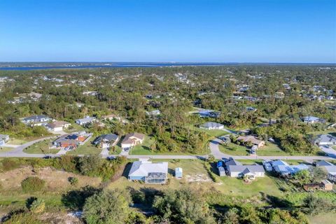 A home in PORT CHARLOTTE