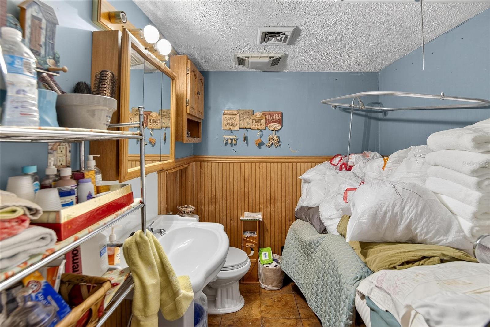 UNPLATTED - Residential