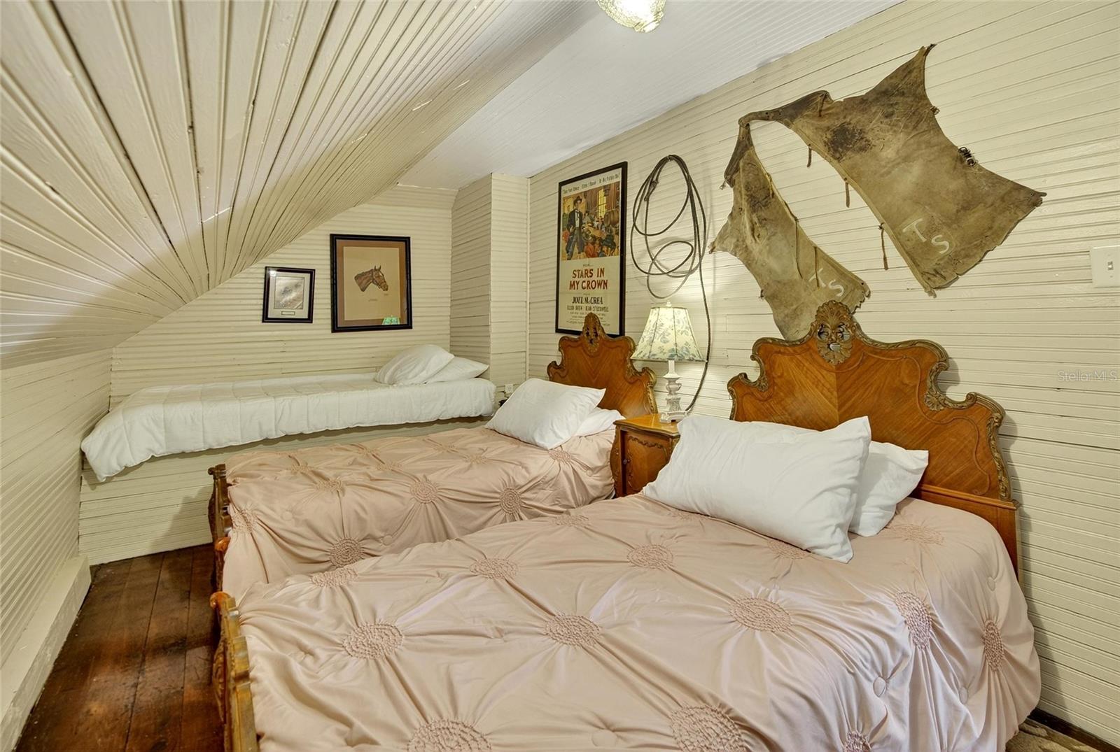 UNPLATTED - Residential