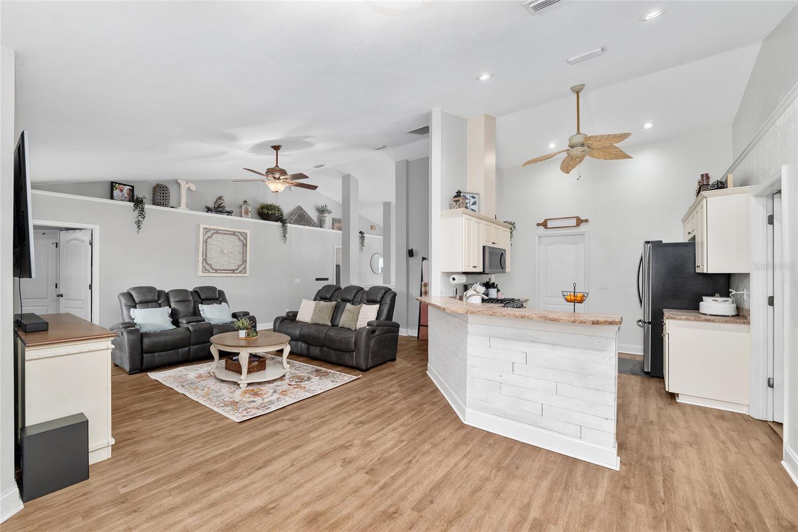 VILLAS AT COUNTRY WAY - Residential