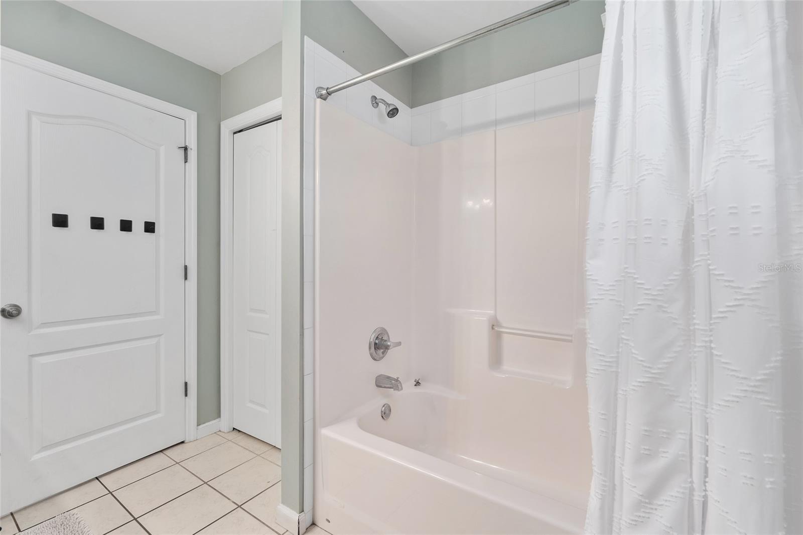 VILLAS AT COUNTRY WAY - Residential