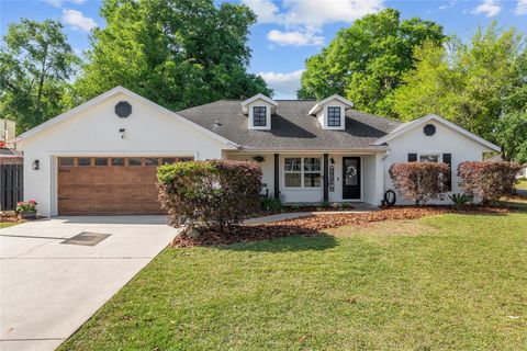 Photo of 25175 SW 20th Avenue, Newberry, FL 32669 (MLS # GC539250)