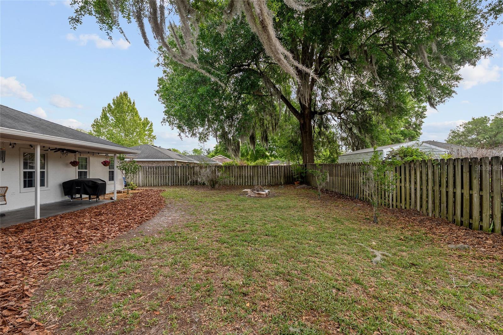 VILLAS AT COUNTRY WAY - Residential