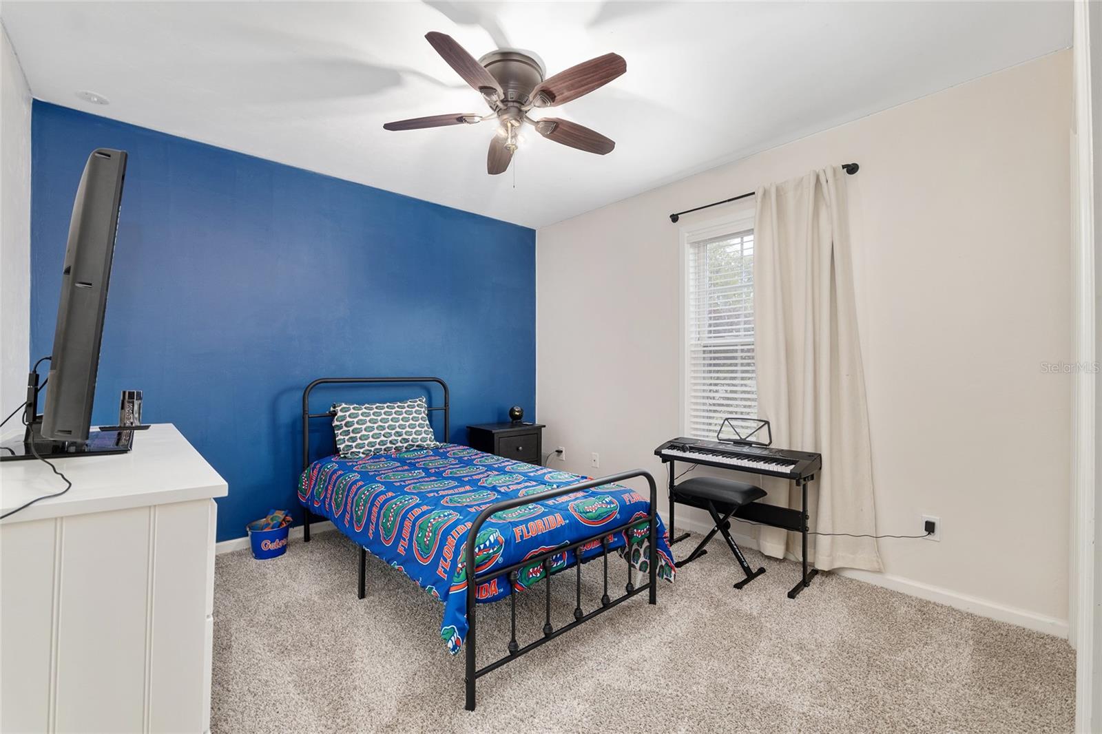 VILLAS AT COUNTRY WAY - Residential