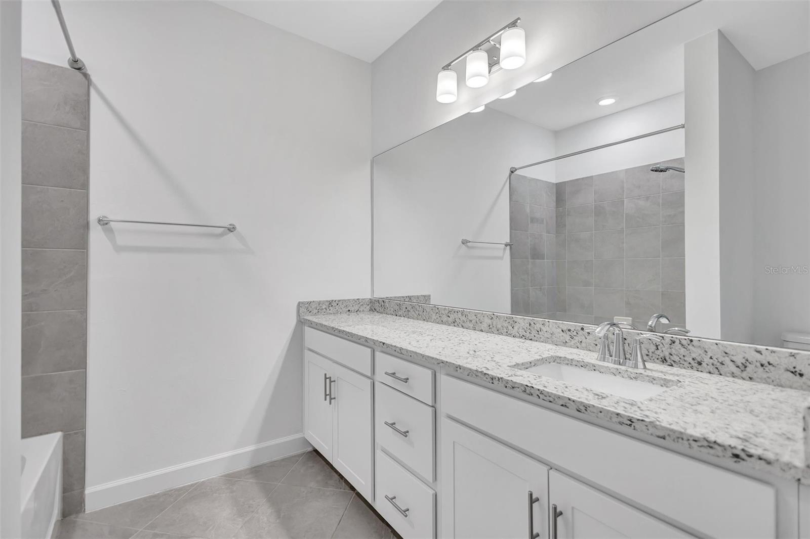 LORRAINE LAKES PH IIA - Residential