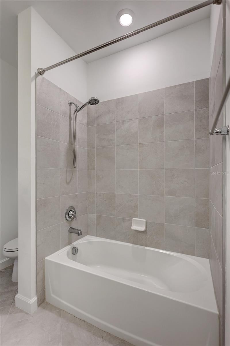 LORRAINE LAKES PH IIA - Residential