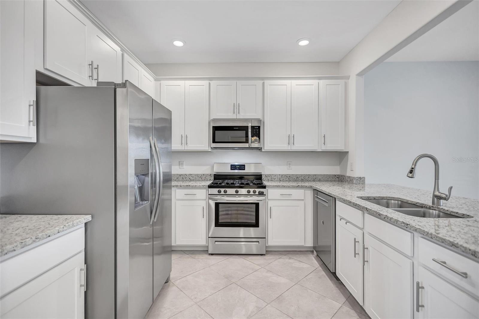 LORRAINE LAKES PH IIA - Residential