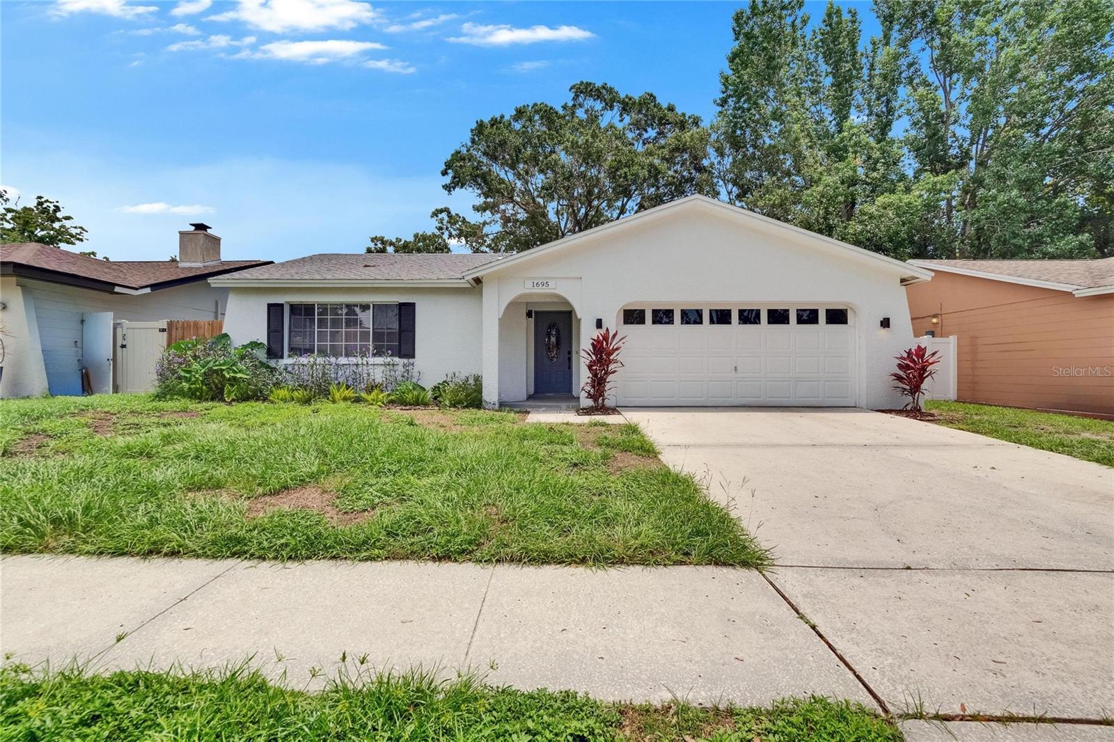 Charming 2 Bedroom Home in Prime Palm Harbor Location!
Welcome to this beautifully maintained home in a quiet, family-friendly neighborhood. Featuring 2 spacious bedrooms, 2 baths, and a bright open layout, this home offers comfort and convenience. Enjoy a modern kitchen, fenced backyard, and 2-car garage. Perfect for relaxing or entertaining. Located near top-rated schools, parks, beaches, and shopping. Don’t miss this opportunity to live in one of Palm Harbor’s most desirable areas!