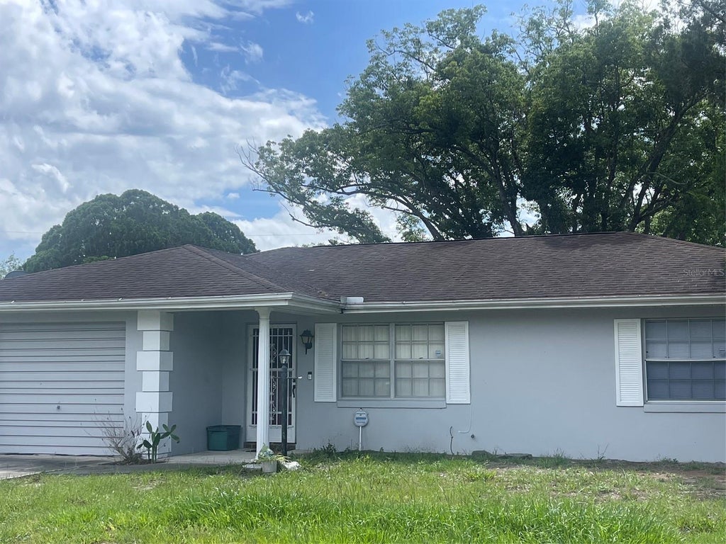 Photo of 1238 Azora Drive, Deltona, FL 32725 (MLS # V4951229)