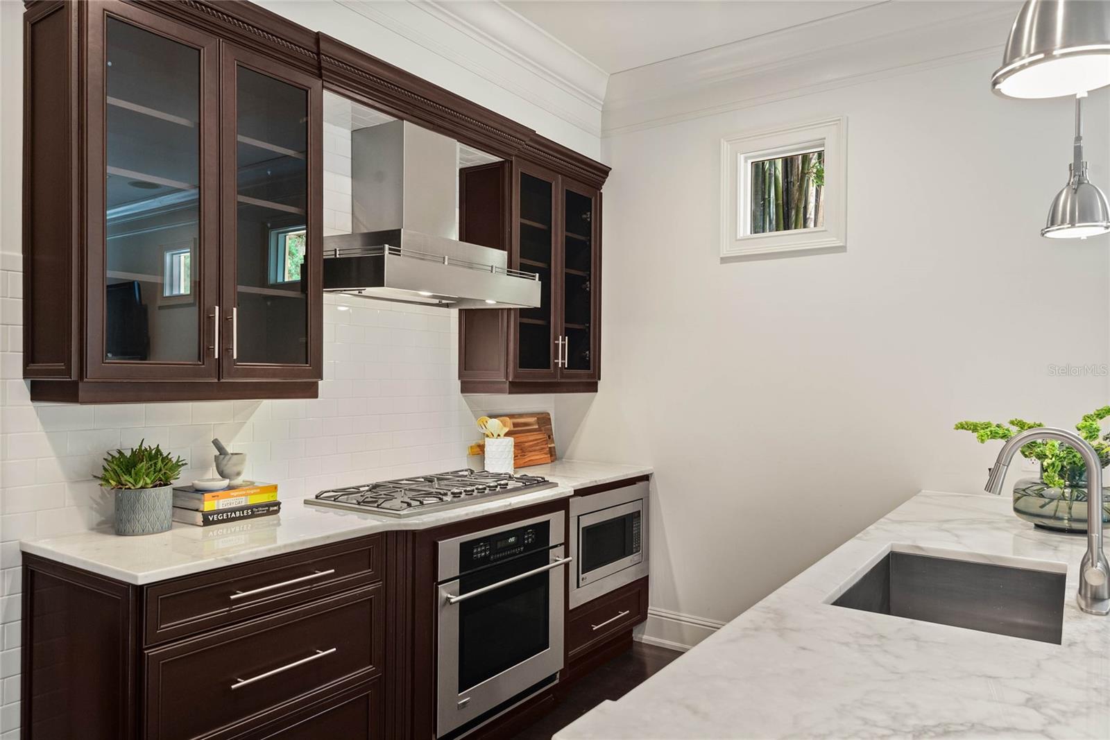 LAKE KNOWLES TERRACE - Residential
