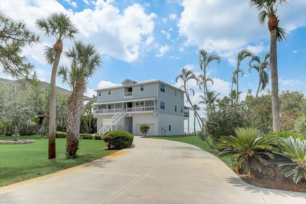 Photo of 2424 Bay Drive #2424/2426, Bradenton, FL 34207 (MLS # A4700859)