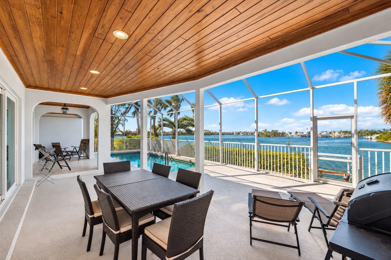 727 KEY ROYALE DRIVE