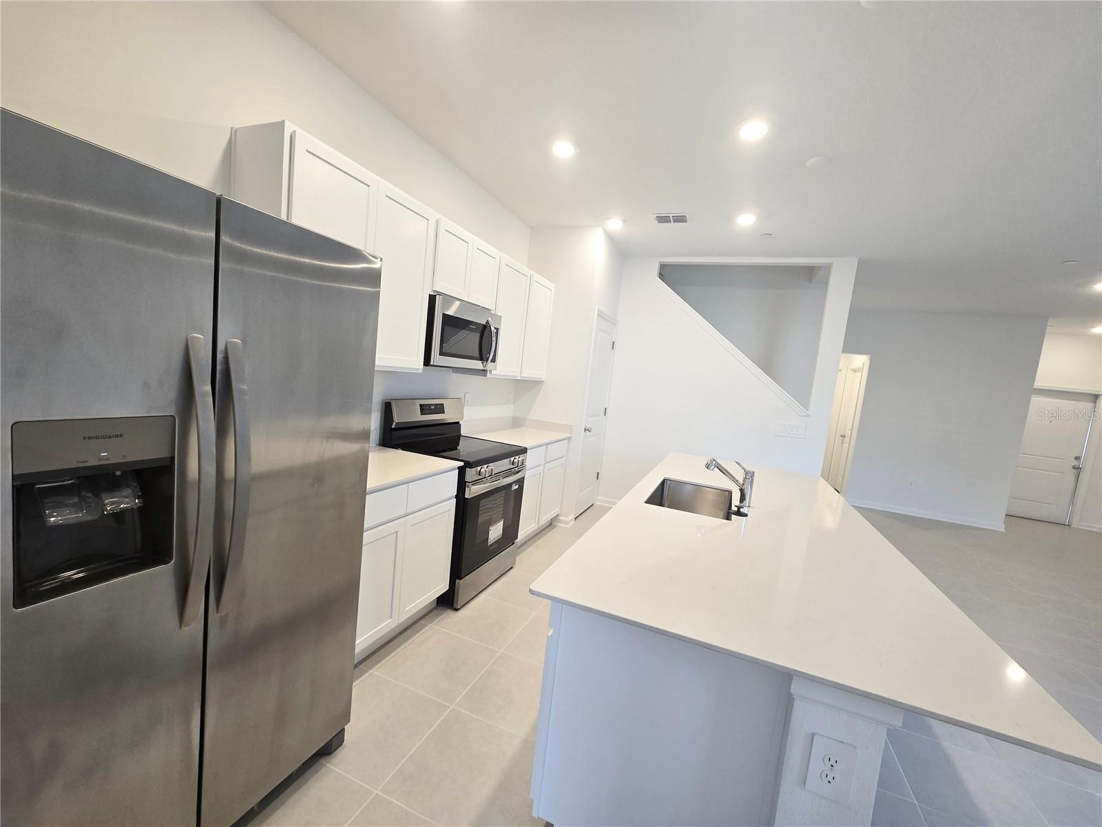 BRONSONS RIDGE 25 TH - Residential Lease