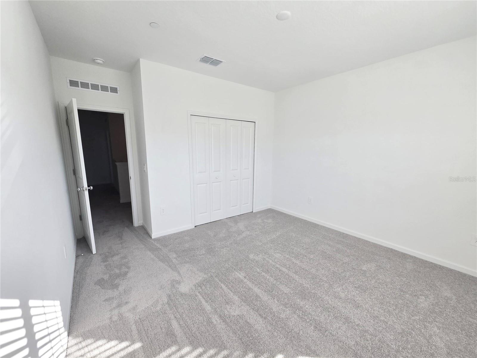 BRONSONS RIDGE 25 TH - Residential Lease