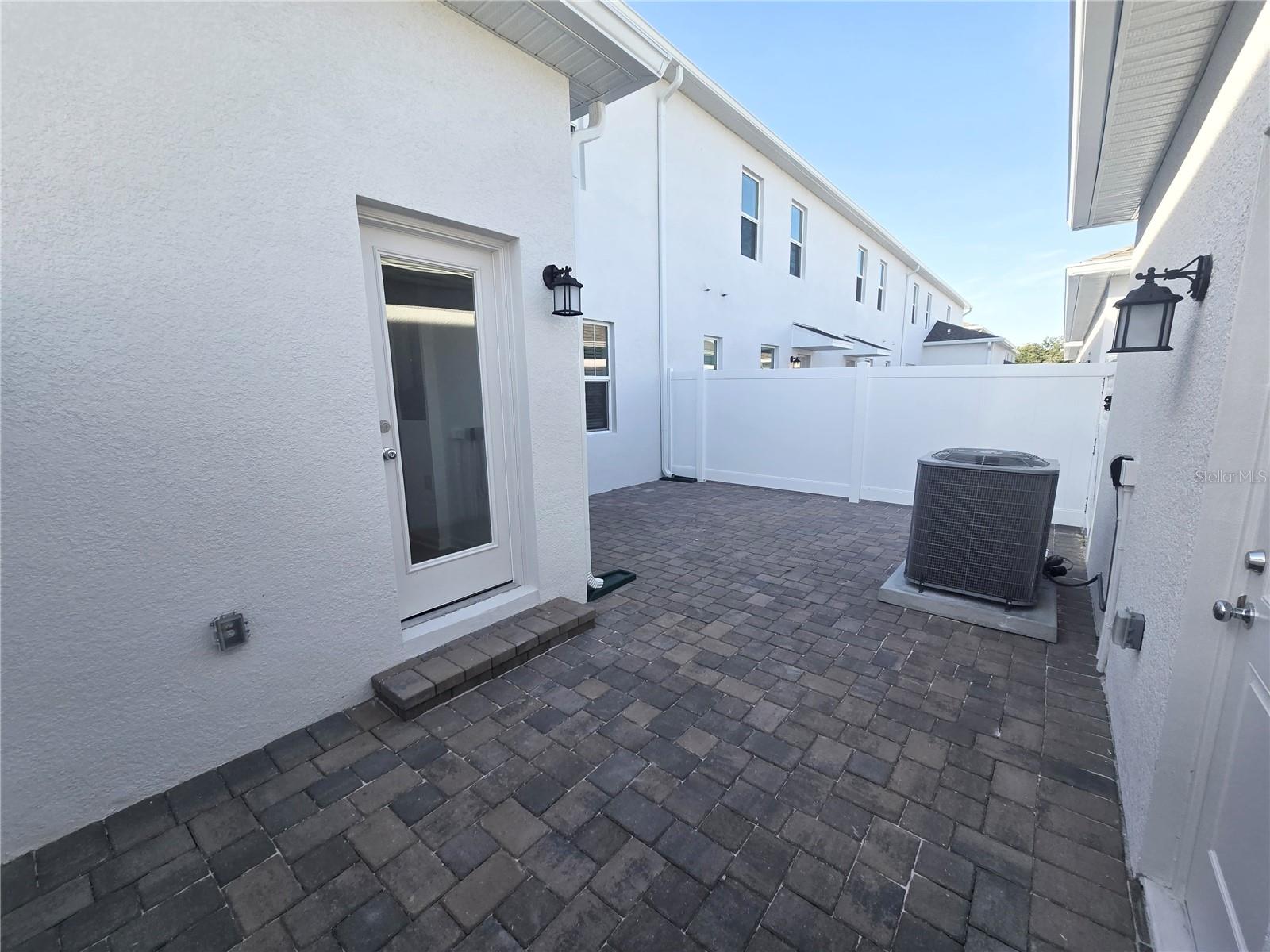 BRONSONS RIDGE 25 TH - Residential Lease