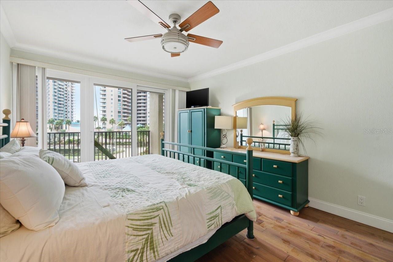 SAND KEY CONDO-SOUTH BAY - Residential